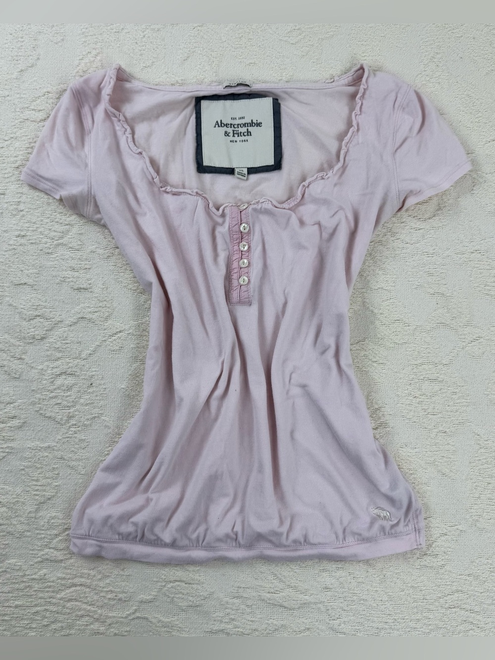 Vintage Y2K Abercrombie & Fitch XS Baby Pink Henley Ruffle Neck Stretch Top